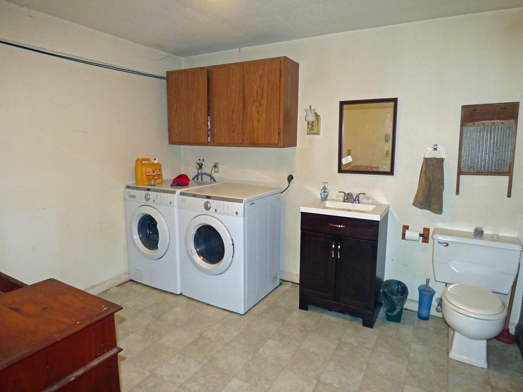 111 Lee Road Deerfield, MA 01373 - Photo 29 of 30 Gallery Image 29