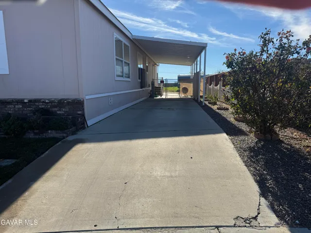 $189,000 | 2000 Windflow Drive, Rosamond, CA 93560