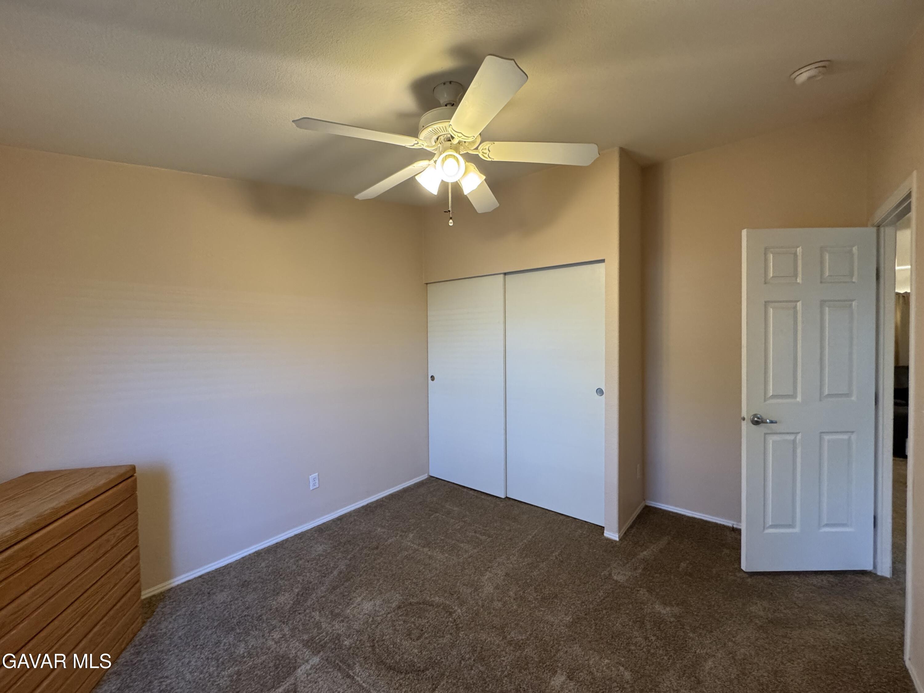 2000 Windflow Drive Rosamond, CA 93560 - Photo 43 of 48 IMG_4148