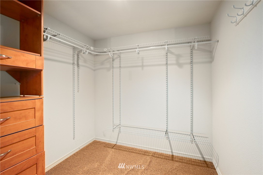 515 Renton Avenue South Renton, WA 98057 - Photo 22 of 35 a view of an empty room