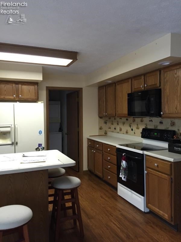 3105 West Wayne Road Port Clinton, OH 43452 - Photo 7 of 10 Gallery Image 7