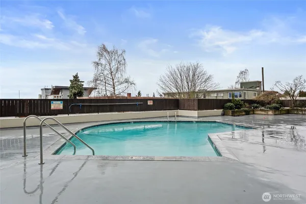 $3,000 | 505 Belmont Avenue East, Unit 501, Seattle, WA 98102