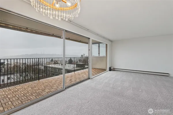 $3,000 | 505 Belmont Avenue East, Unit 501, Seattle, WA 98102