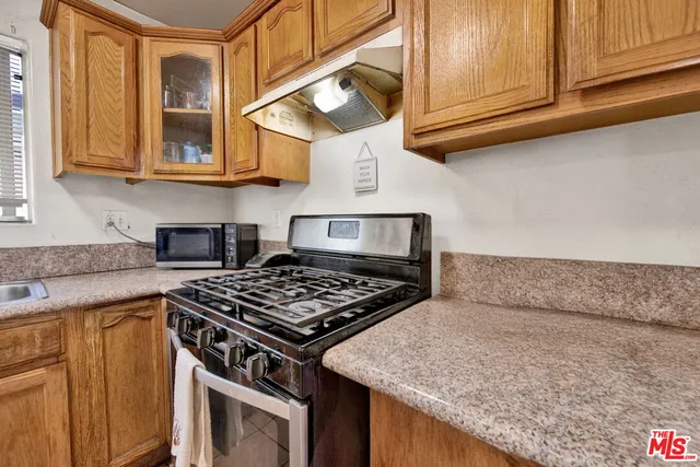 $999,000 | 3116 West Vernon Avenue, Los Angeles, CA 90008