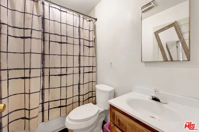 $999,000 | 3116 West Vernon Avenue, Los Angeles, CA 90008