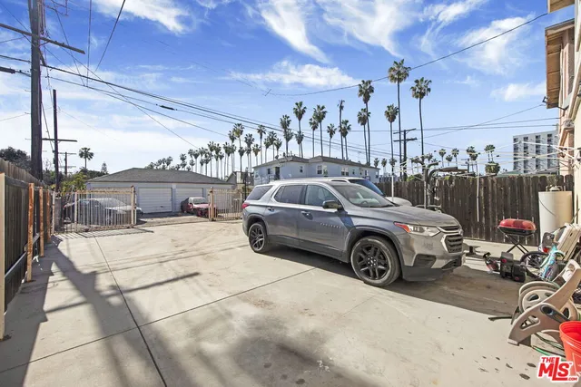 $999,000 | 3116 West Vernon Avenue, Los Angeles, CA 90008