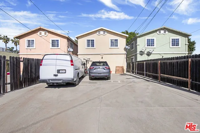 $999,000 | 3116 West Vernon Avenue, Los Angeles, CA 90008