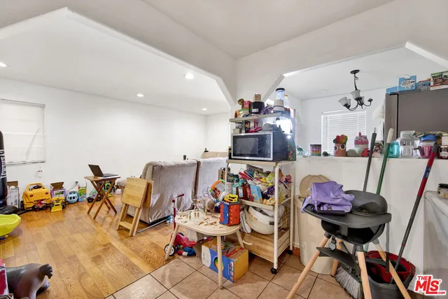 $999,000 | 3116 West Vernon Avenue, Los Angeles, CA 90008