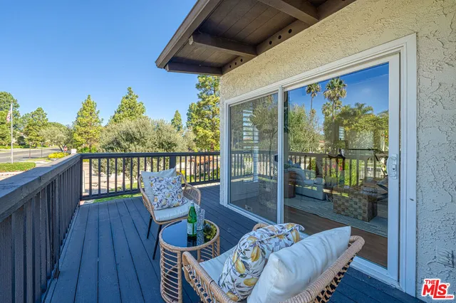 $1,380,000 | 2 Sycamore Lane, Rolling Hills Estates, CA 90274