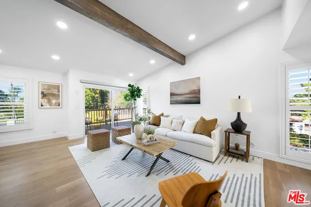 $1,380,000 | 2 Sycamore Lane, Rolling Hills Estates, CA 90274