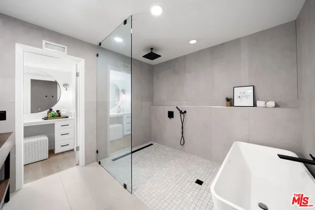 $1,380,000 | 2 Sycamore Lane, Rolling Hills Estates, CA 90274