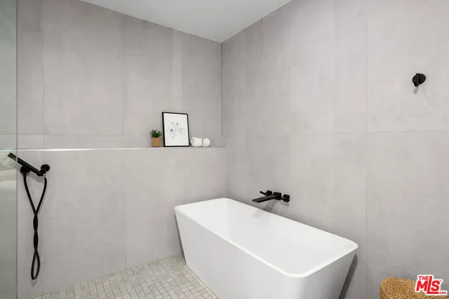 $1,380,000 | 2 Sycamore Lane, Rolling Hills Estates, CA 90274