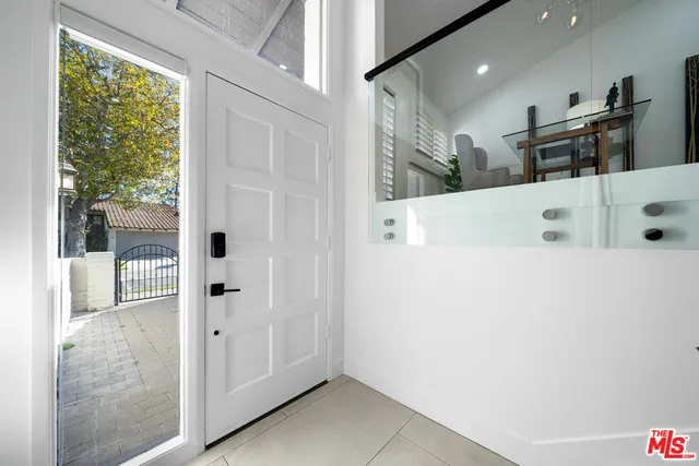 $1,380,000 | 2 Sycamore Lane, Rolling Hills Estates, CA 90274