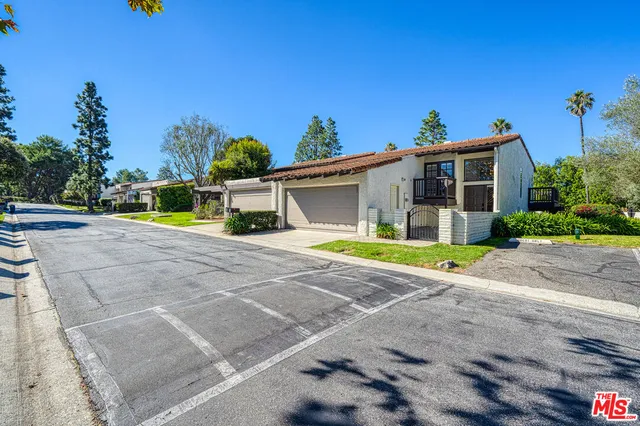 $1,380,000 | 2 Sycamore Lane, Rolling Hills Estates, CA 90274