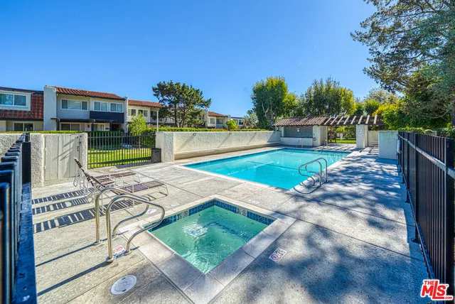 $1,380,000 | 2 Sycamore Lane, Rolling Hills Estates, CA 90274