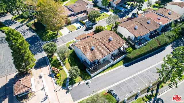 $1,380,000 | 2 Sycamore Lane, Rolling Hills Estates, CA 90274