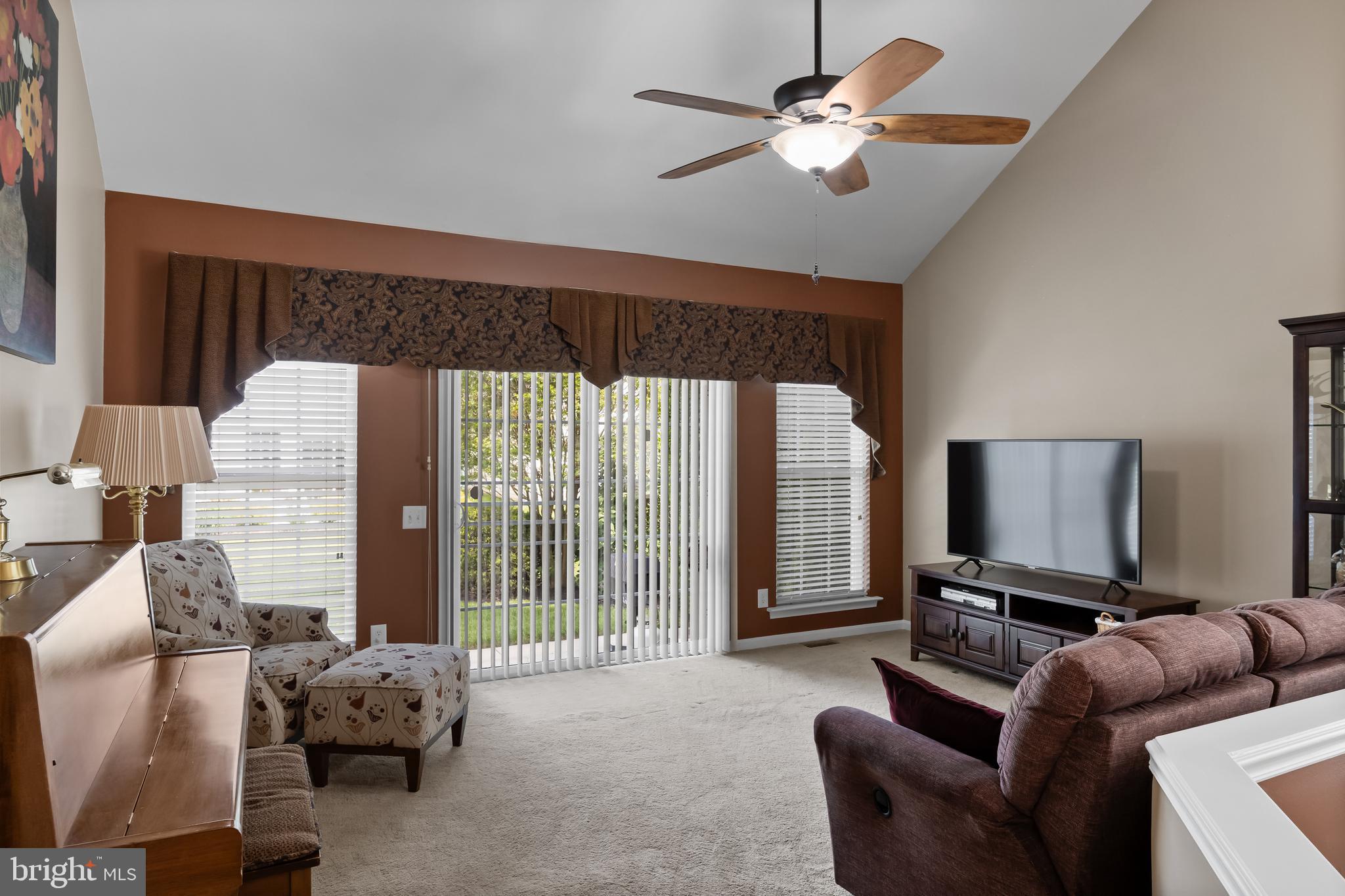 15 Wolverton Place Delanco, NJ 08075 - Photo 15 of 46 Family Room