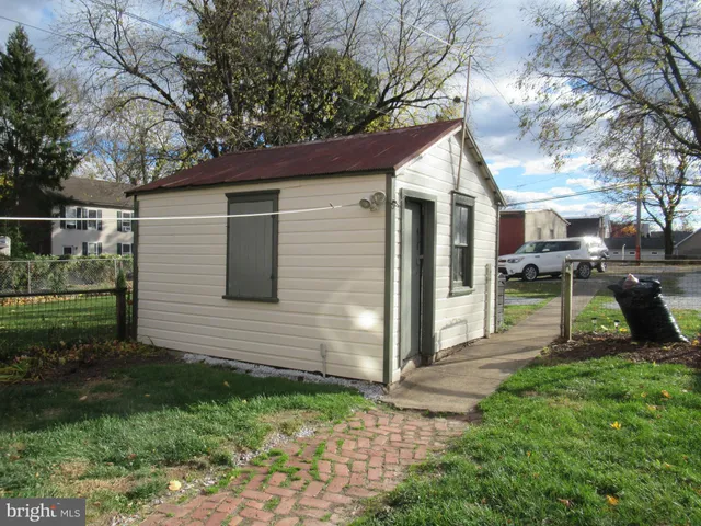 $350,000 | 152 West South Street, Carlisle, PA 17013