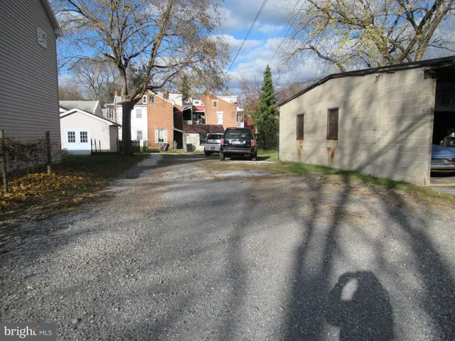 $350,000 | 152 West South Street, Carlisle, PA 17013