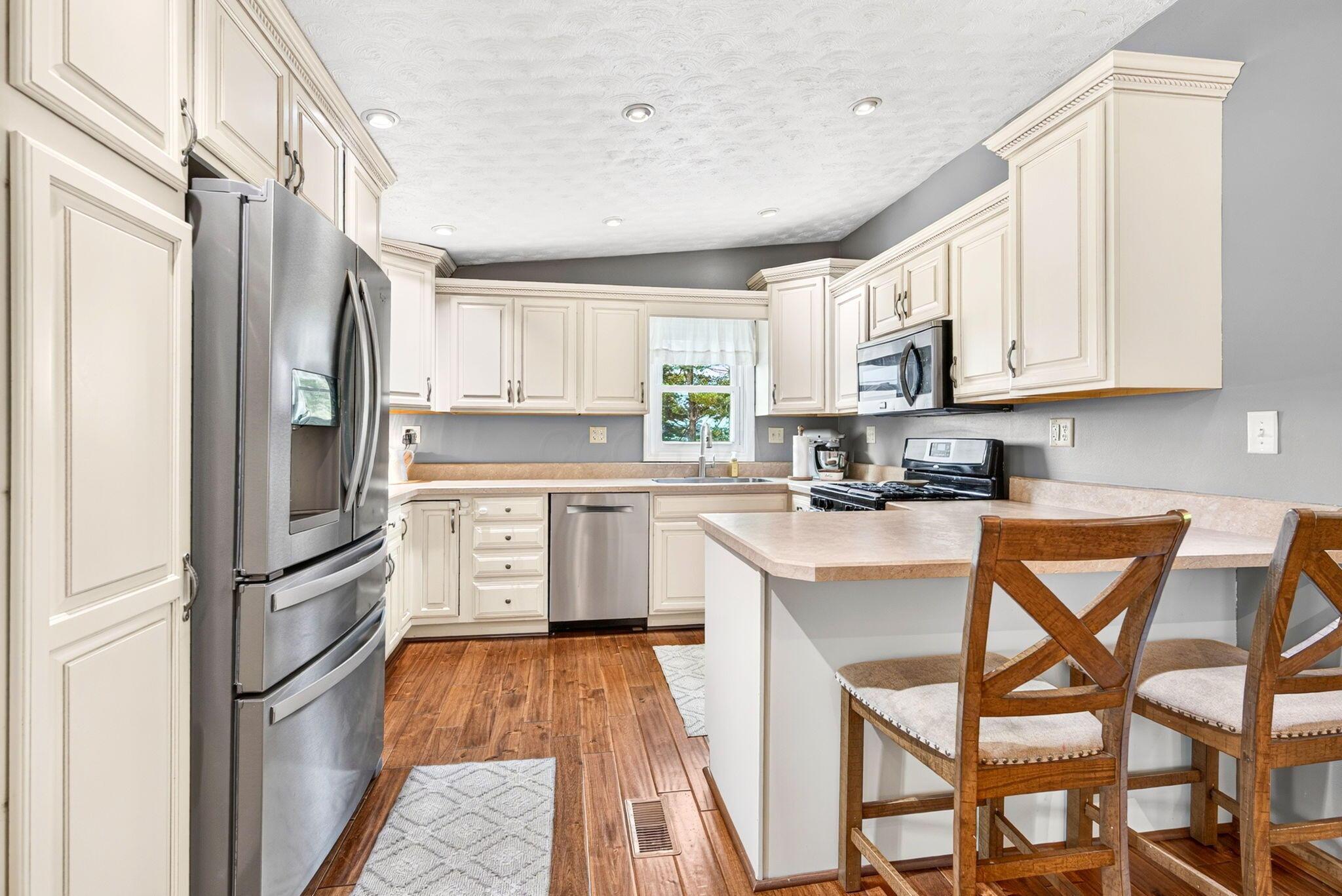 9110 4 Mile Road Jackson, OH 45640 - Photo 24 of 48 24. Kitchen 1