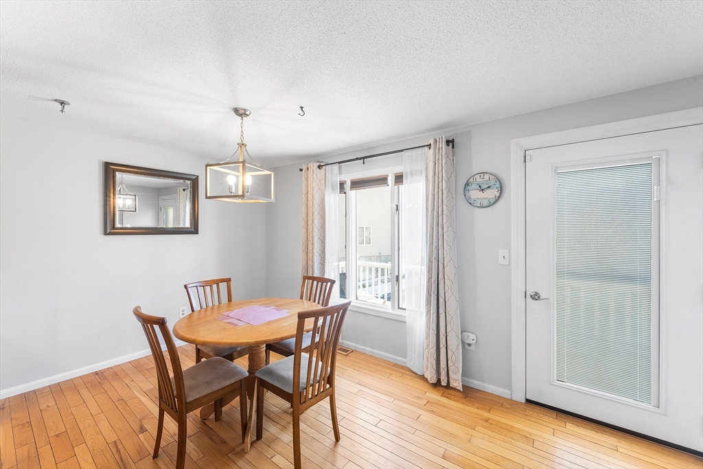 25 Tobey Road, Unit 57 Dracut, MA 01826 - Photo 6 of 24