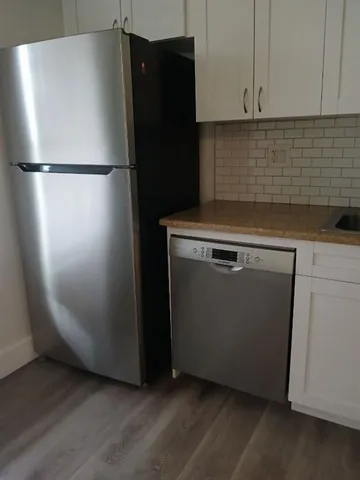 a close view of sink and tap