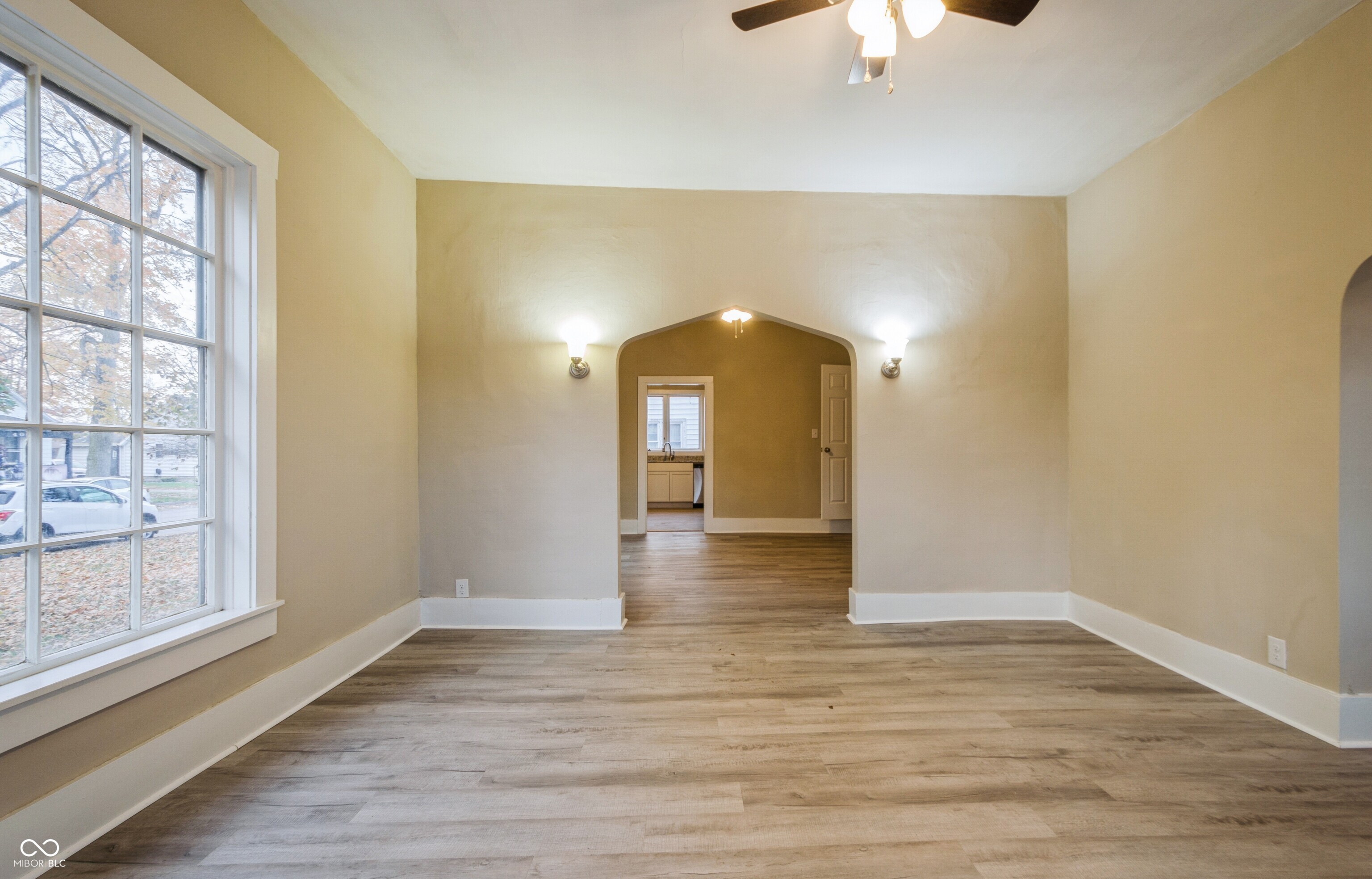 616 West Marshall Street Decatur, IN 46733 - Photo 2 of 15