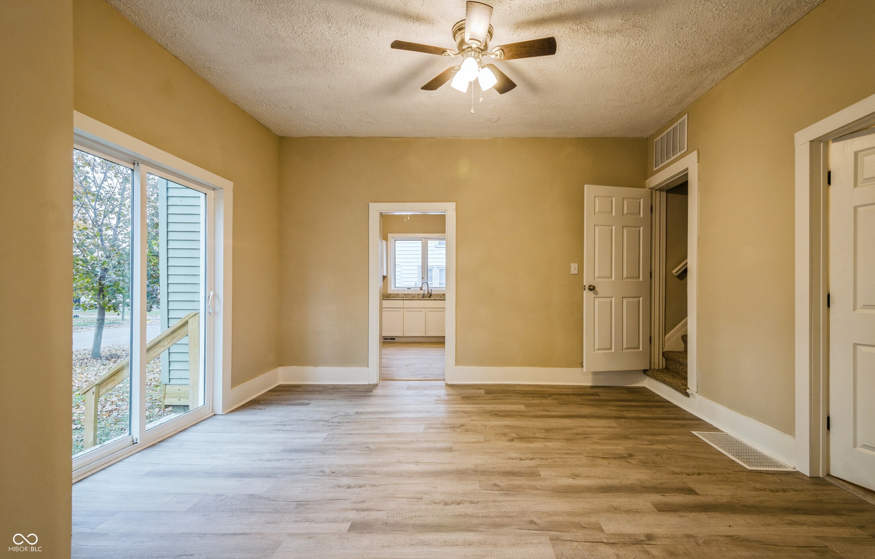 616 West Marshall Street Decatur, IN 46733 - Photo 4 of 15