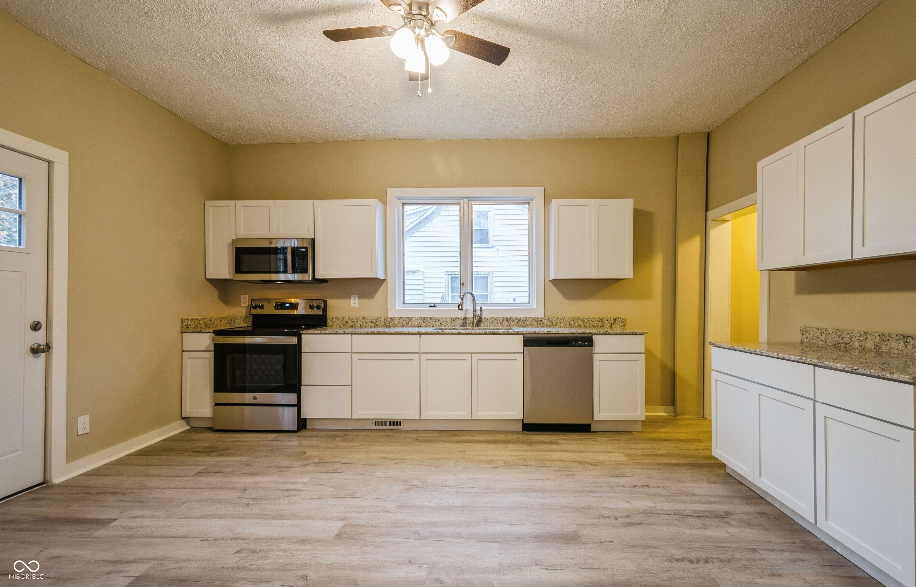616 West Marshall Street Decatur, IN 46733 - Photo 7 of 15