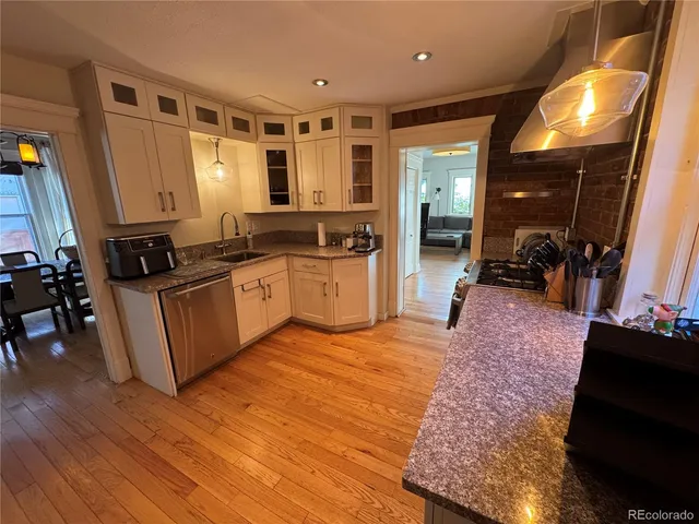 $1,190,000 | 233 South Emerson Street, Denver, CO 80209