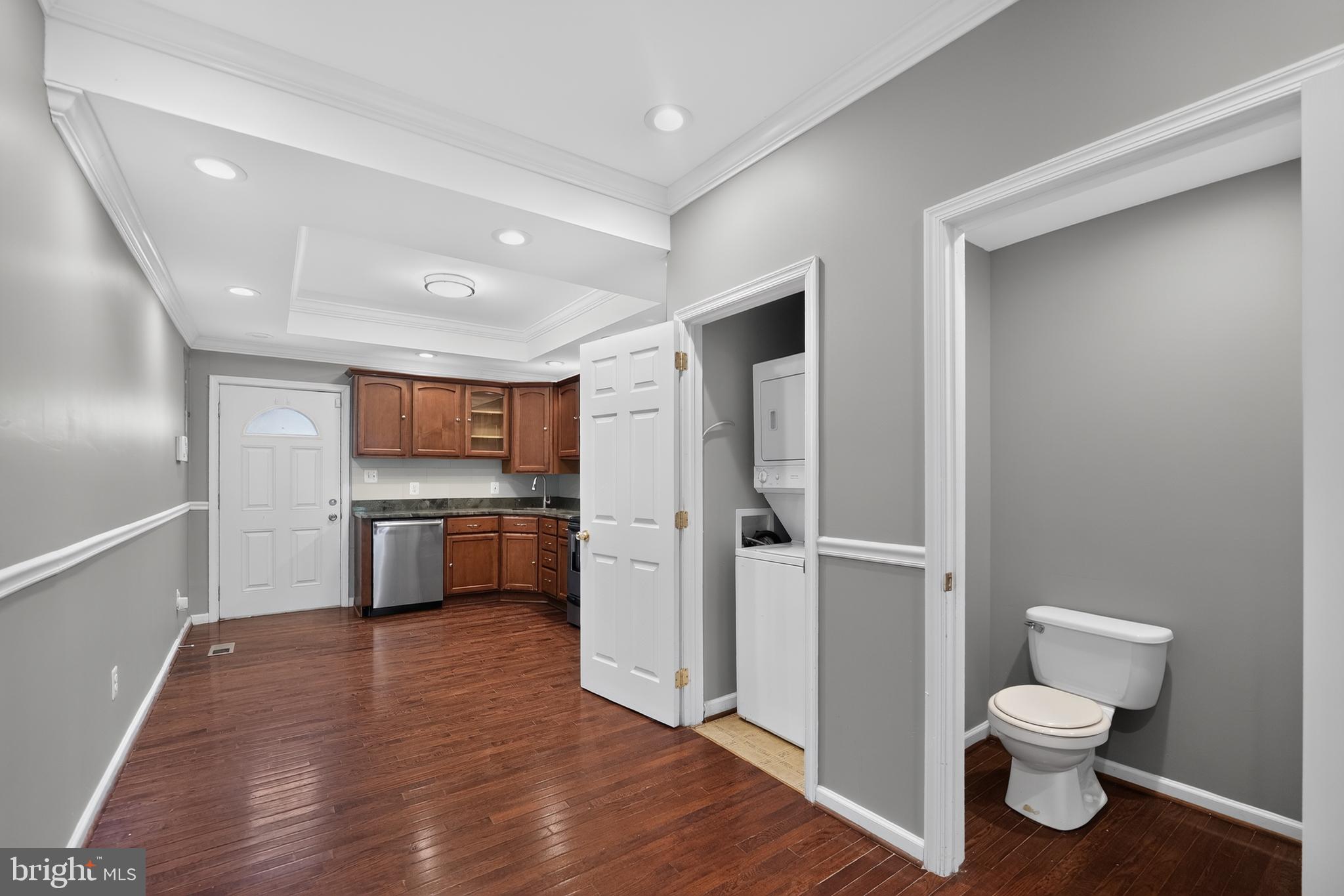 1258 Carroll Street Baltimore, MD 21230 - Photo 7 of 32 Main Floor Washer & Dryer