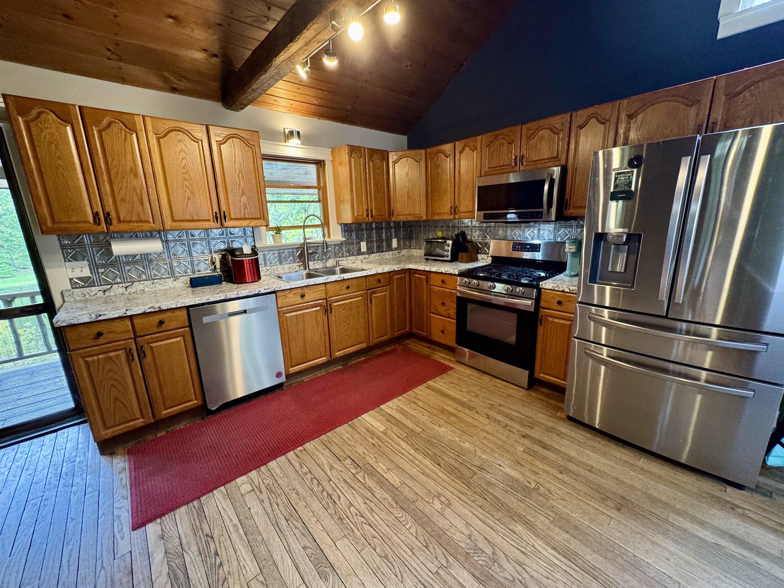 198 Brackett Road Fairlee, VT 05045 - Photo 5 of 53