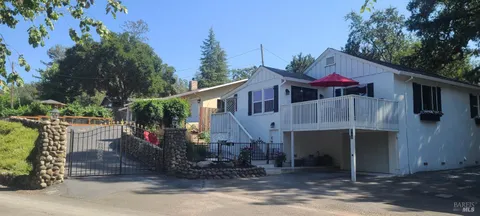 $1,975,000 | 820-824 Warm Springs Road, Kenwood, CA 95452