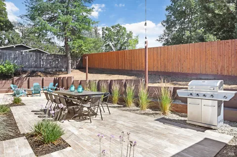 $1,975,000 | 820-824 Warm Springs Road, Kenwood, CA 95452