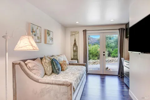 $1,975,000 | 820-824 Warm Springs Road, Kenwood, CA 95452