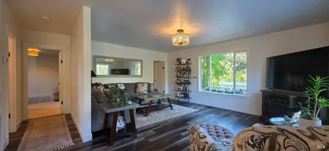 $1,975,000 | 820-824 Warm Springs Road, Kenwood, CA 95452