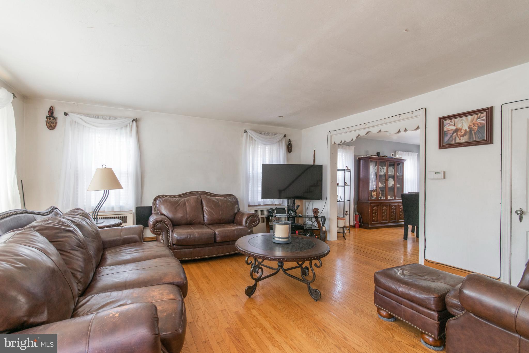 7524 Beverly Road Philadelphia, PA 19138 - Photo 2 of 31 Gallery Image 2