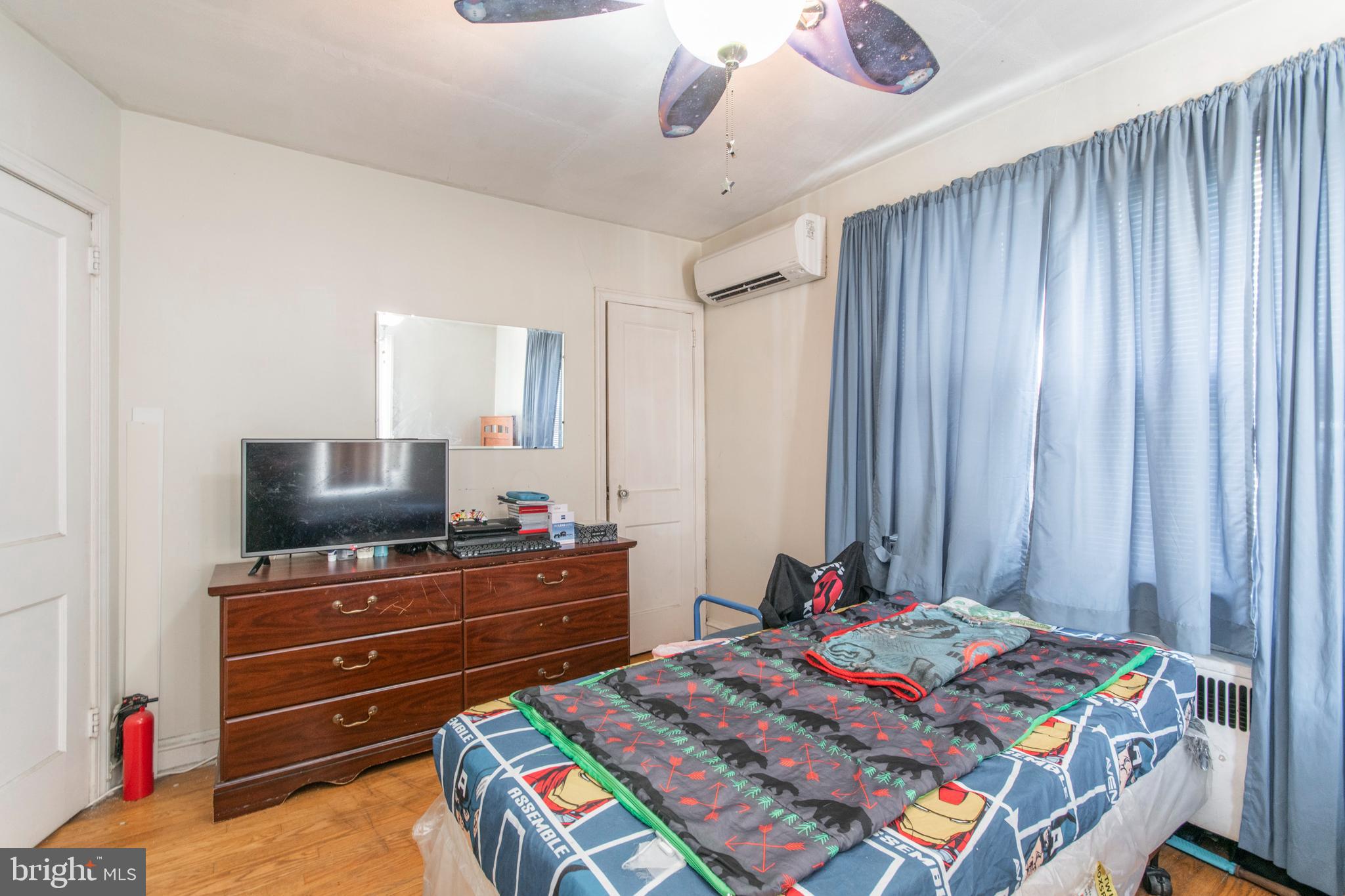 7524 Beverly Road Philadelphia, PA 19138 - Photo 17 of 31 Bedroom 2