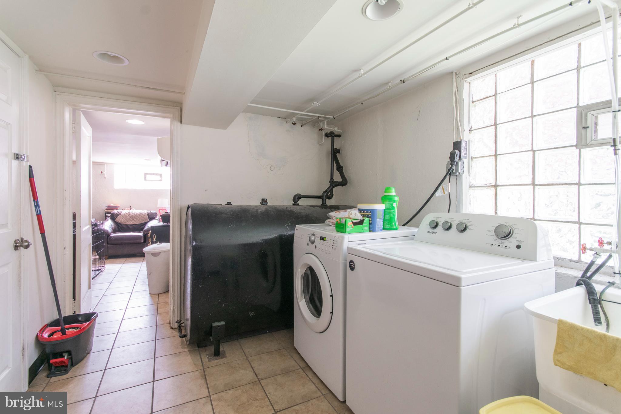 7524 Beverly Road Philadelphia, PA 19138 - Photo 24 of 31 Laundry Area