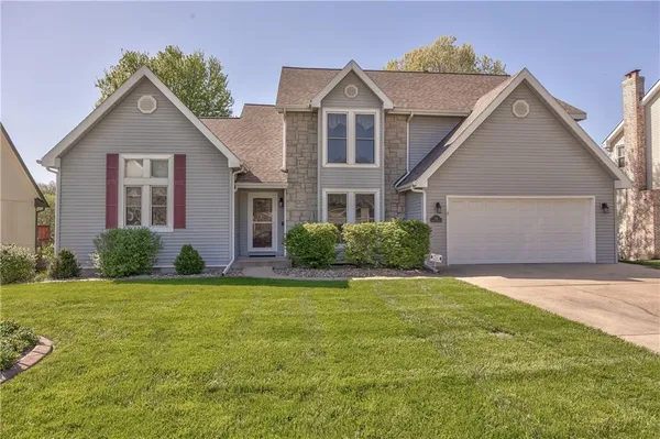 $424,900 | 168 Canyon View Drive, Lansing, KS 66043