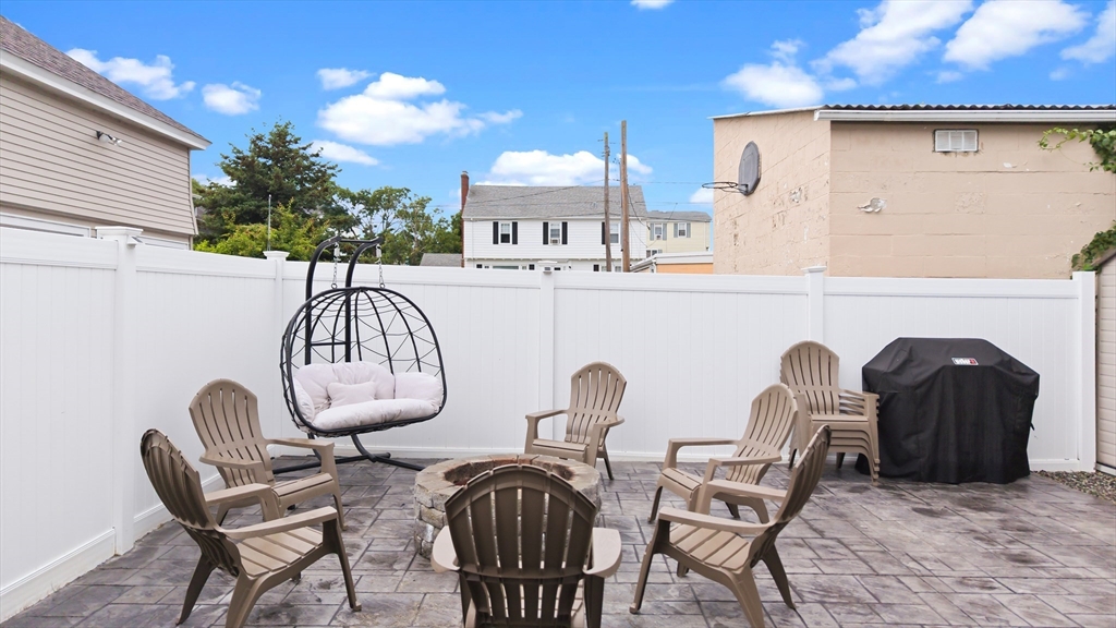 127 Middlesex Street Fall River, MA 02723 - Photo 35 of 38