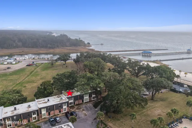 $415,000 | 527 Front Beach Drive, Unit 46, Ocean Springs, MS 39564