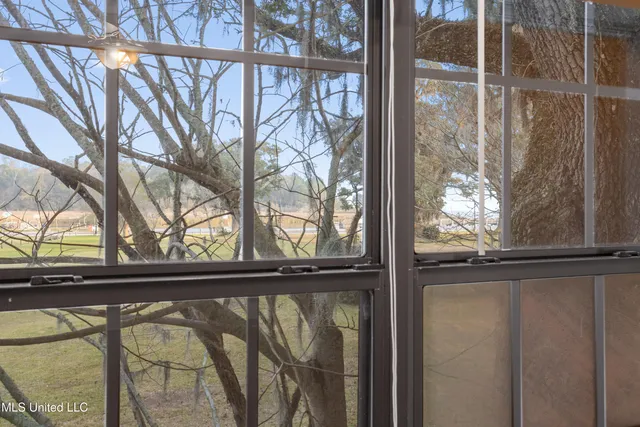 $415,000 | 527 Front Beach Drive, Unit 46, Ocean Springs, MS 39564