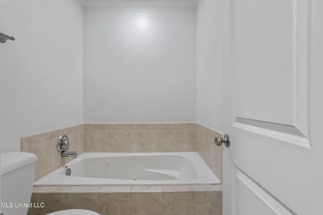 $415,000 | 527 Front Beach Drive, Unit 46, Ocean Springs, MS 39564