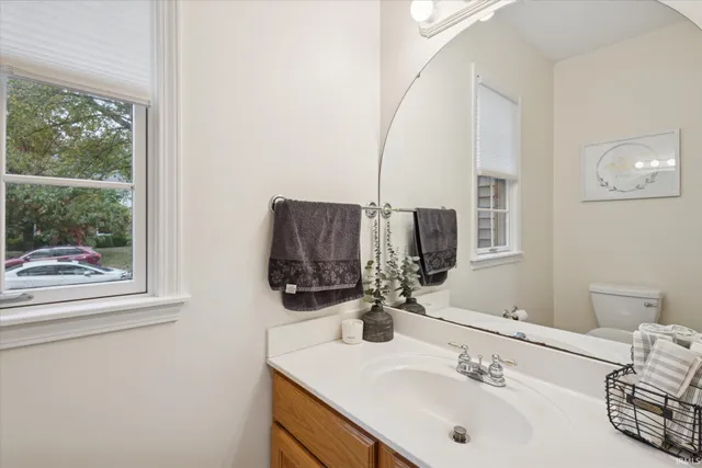 $599,900 | 14124 Northampton Court, Granger, IN 46530