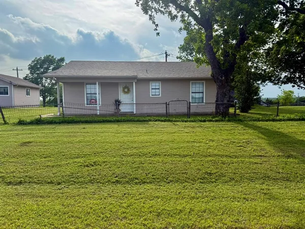 $1,850 | 9012 County Road 128, Celina, TX 75009