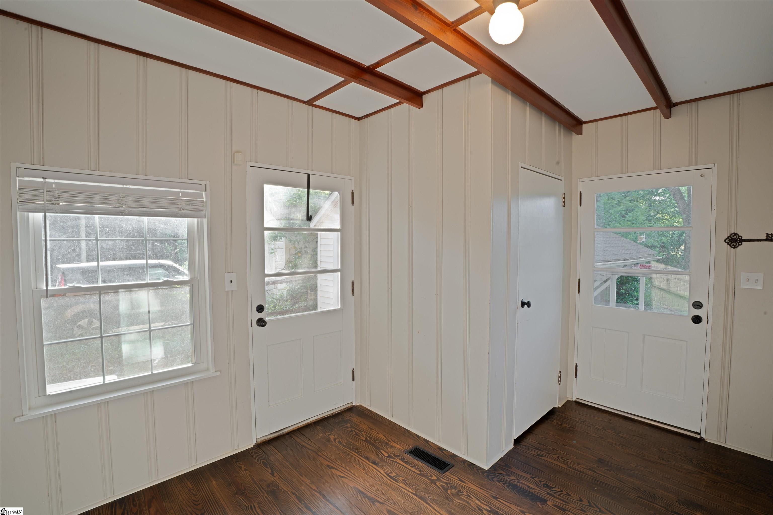 308 West Fredericks Street Anderson, SC 29625 - Photo 11 of 39