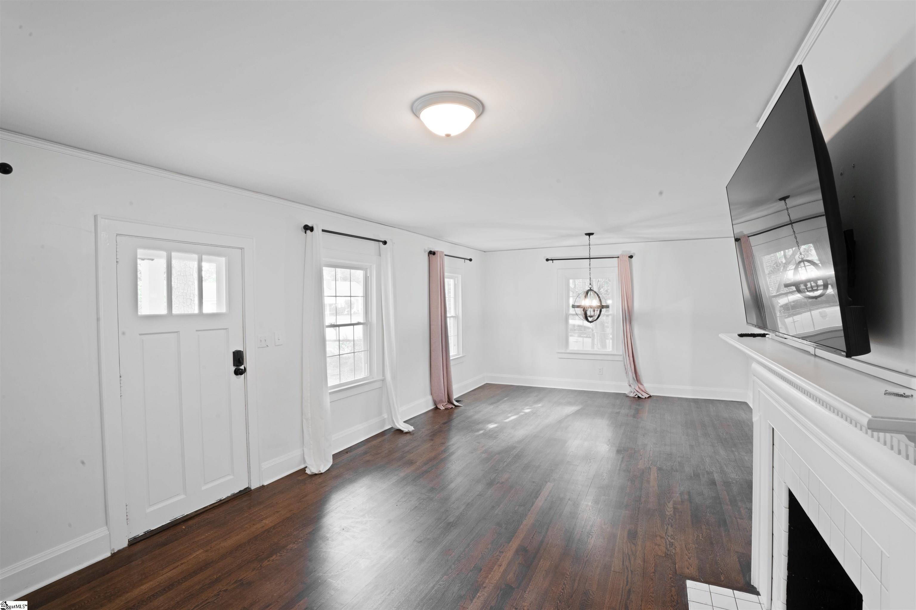 308 West Fredericks Street Anderson, SC 29625 - Photo 3 of 39