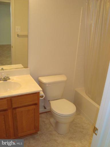 710 Tinker Road Middle River, MD 21220 - Photo 27 of 28 Bath #2
