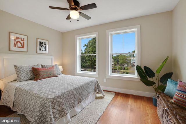 $1,105,000 | 419 18th Street Southeast, Washington, DC 20003